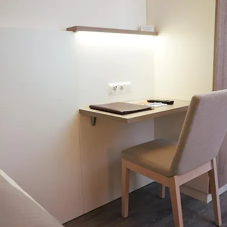 Am Ostpark Hotel 3*