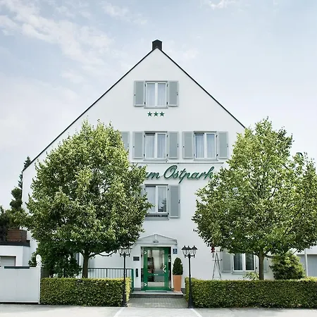 Am Ostpark Hotel 3*